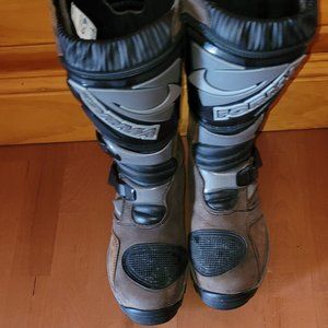 Forma Adventure Motorcycle Boot